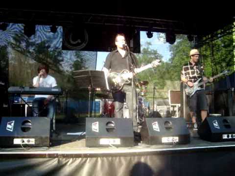 NeSoulad - NeSoulad - Kocovina live Majales 2012