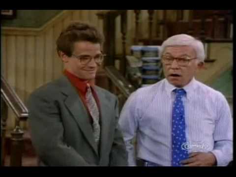 Newhart 8x22 Father Goose