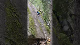 Video thumbnail of Flatlander, 7a+. Magic Wood