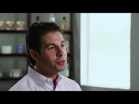 M&R Label - Play video