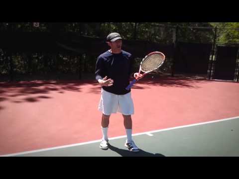 Tennis Tip: Proper Spacing on the Forehand Groundstroke