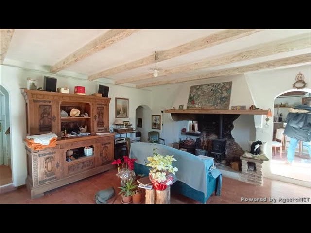 Colonica in VENDITA  VICCHIO