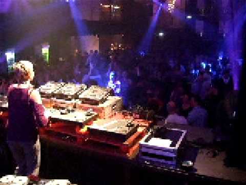 Estroe NYE Extravanza Nijmegen 31-12-08 part 1