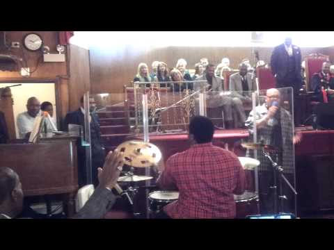 Leonard Maddox solo of I'll Over Come