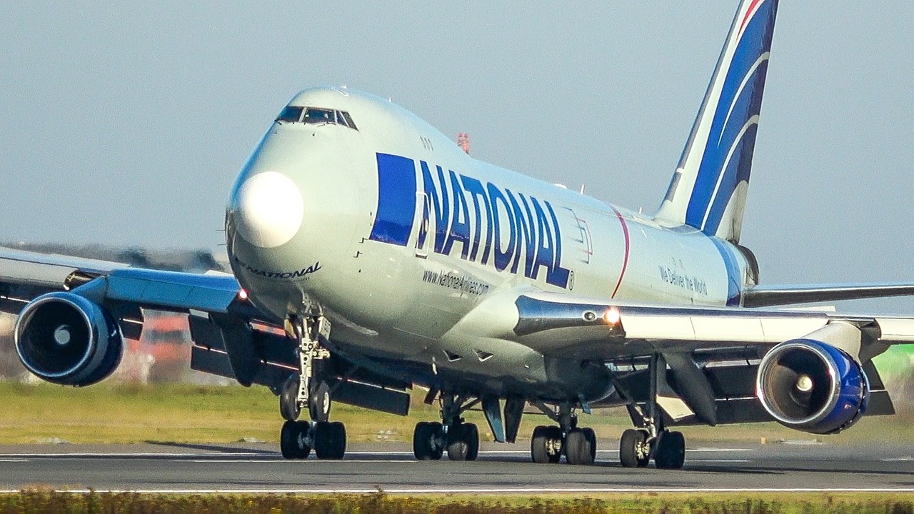BOEING 747 LANDING + DEPARTURE - B747 Only! 60 Minutes of Cargo Aviation ... (4K)