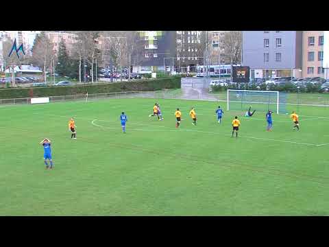 Reprise de volée / arrêt : FC Echirolles - Cluses Scionzier