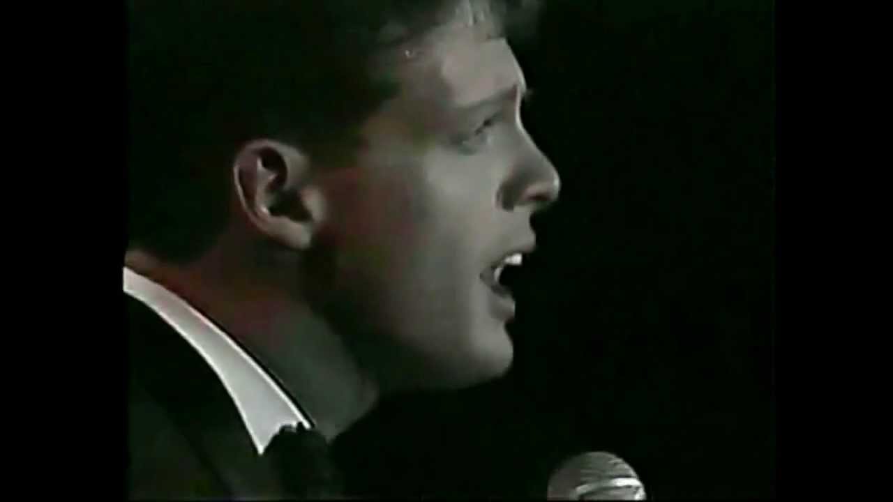 Luis Miguel - La Mentira (Video Oficial) [HD - 720p]