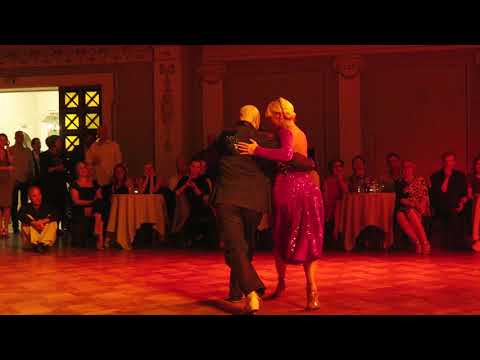  Mariano Otero  and  Alejandra Mantinan  are  dancing  to  the  tango  "  El Puntazo  "  at  International Tango Festival Riga  in  2019