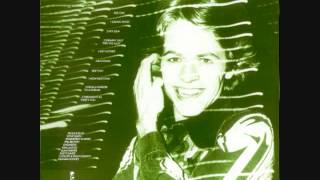 Download lagu Sailin' Shoes- Hey Julia- Sneakin' Sally Through The Alley: Robert Palmer mp3