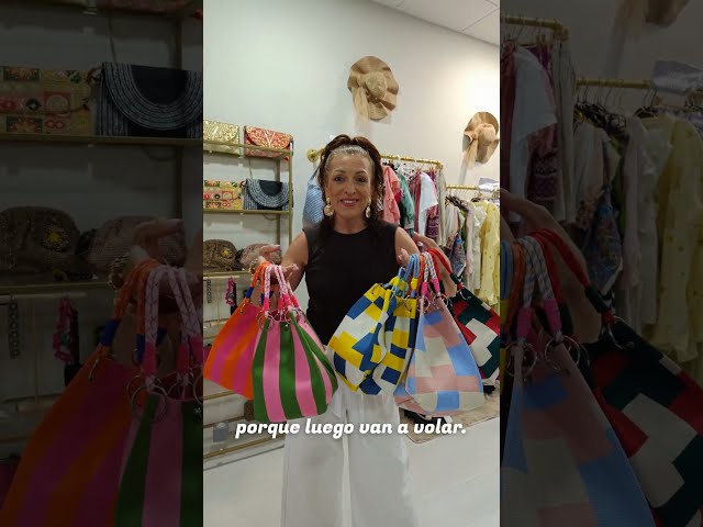 Vídeo relacionado con BOJLY Bolso Tote para Mujer - Bolsa de Hombro Grande para Compras, Trabajo, Colegio y Viaje - Bolsa de Tela Resistente con Asas Largas - Estilo Casual y Práctico (Bermejo)