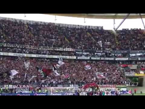 Eintracht Frankfurt 45.000 fans jumping