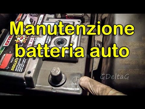 Entrambe le donne agendo donne patogeni Massaggio del piede delluomo per aumentare la potenza
