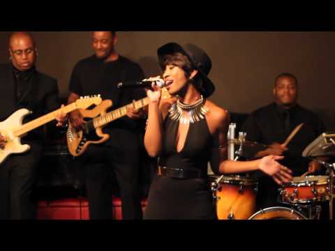 BRITTANY BLOOM & The Class Band @ Cafe Circa ATL