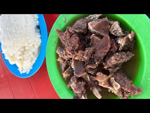 Cooking Cow Head Meat and Pap - Authentic South African Street Food