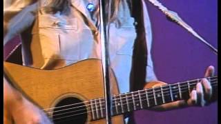 Kake Wolf & Nina Gerber perform 'Emma Rose'_HQ.mov