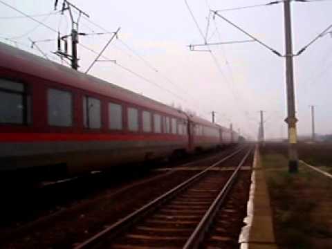 R 871 TRECAND PRIN URLEASCA HM.