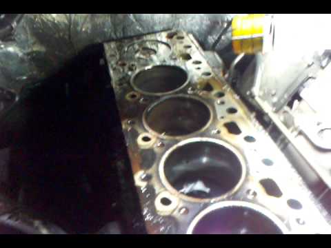 Cummins 5.9 bent pushrods