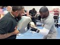TERENCE CRAWFORD WORKING TO COUNTER SHAWN PORTER'S WRESTLING TACTICS WITH THUDDING COUNTER PUNCHES
