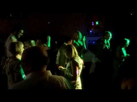 MuzicMaestros video.