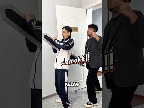 Pak guru lagi-lagi punya trik buat razia HP