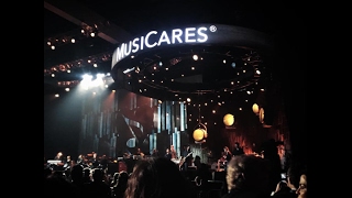 Foo Fighters - Honey Bee (Tom Petty Cover) @ MusiCares 2017