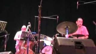 Roy Hargrove Quintet - Soppin' The Biscuit video