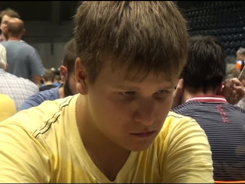 A 2.7. IM Maksim VAVULIN   - GM  Hannes STEFANSSON 1 - 0