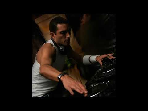 Antoine Clamaran - Live on Club FG, France (28.08.2004)