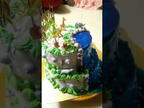 jungle theme cake 😍 decorating idea #ytshorts #cake #cakedecorating #abhirajMumma