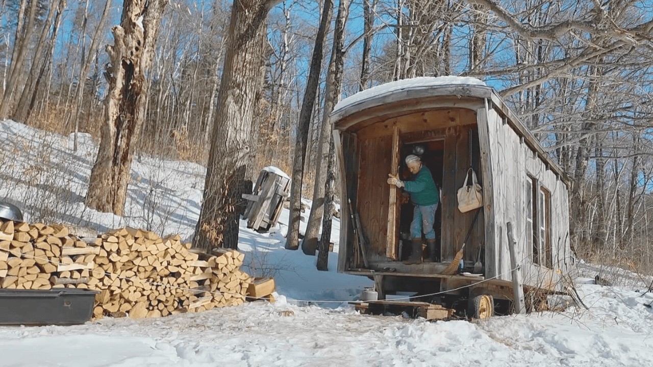 Lone 70-Year-Old Homesteader Hand Splits Wood Daily with Cherished 100-Year-Old Axe