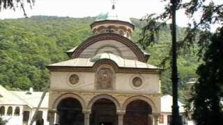 preview picture of video 'Manastirea Cozia - 2010'