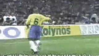 hacen falta dos. MACACO videoclip FES ARAGON UNAM