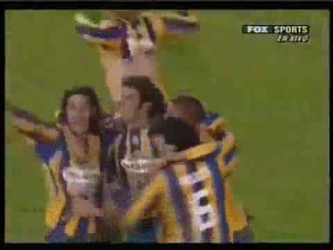 Minuto 93, taco de Silva, atajada de Ojeda y chau pechos!