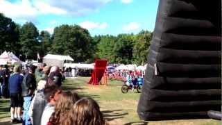 preview picture of video 'Freestyle Motorcycle Stunt Show at Blackthorne'