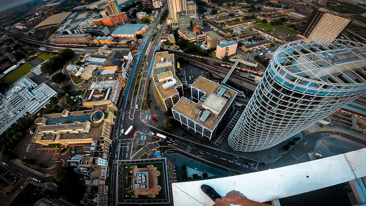 Fred V - Climbing The Walls (feat. Paul Dowling) [Official Video]