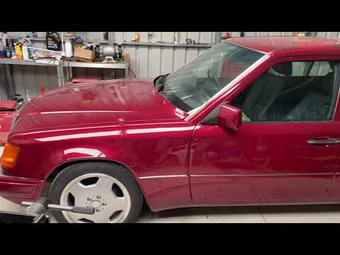 Another year as a W124 enthusiast - MMWA & Red W124 wish you a happy new year