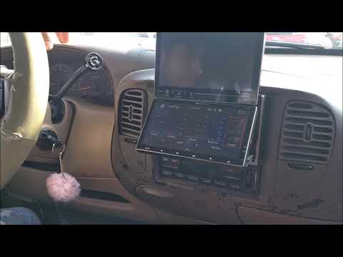 Soundstream Dual Screen Stereo!