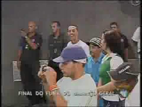 FAVELA   MCS JUNIOR E LEONARDO