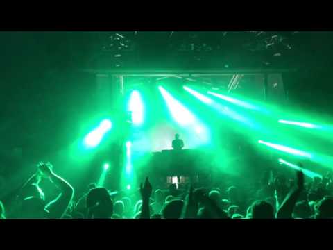 Mad8 vs Shawn Christopher - Deep Sleepless Night (Andrea Doria Remix) | Eric Prydz @ The Observatory