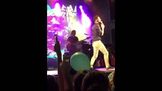 Nesli - Il mondo è come Live (Galleria Porta di Roma 17-07-15)