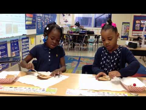 download lagu mp3 mp4 Reindeer Sandwiches, download lagu Reindeer Sandwiches gratis, unduh video klip Reindeer Sandwiches