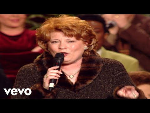 Bill & Gloria Gaither - The Promise [Live] ft. Joy Gardner