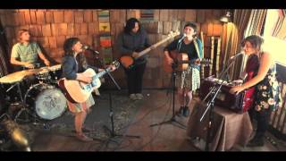 The Wild Reeds cover &quot;Ceilings&quot; by Local Natives