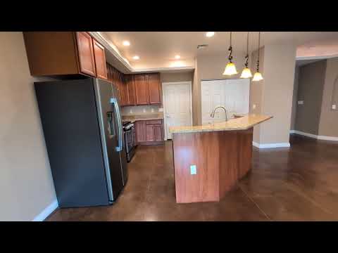 Gorgeous 3 Bed 2 Bath Clarkston Townhouse in 55+ Community property video