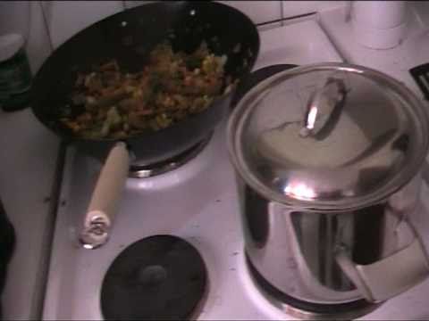 Rupesin laittaan ruokaa