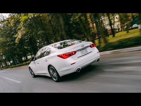 Infiniti Q50 2015 a prueba