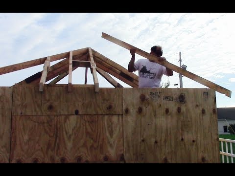 How To Layout And Cut Hip And Valley Roof Rafters