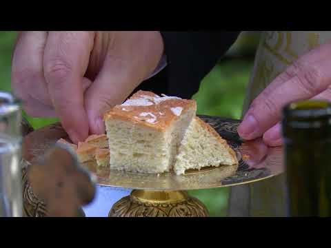 Părintele Gheorghe Colțea săvârșind Sfânta Liturghie la poalele munților Bucegi-29.08.2017! Partea I