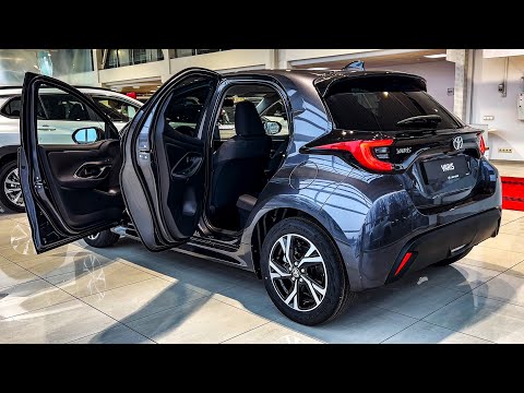 Toyota Yaris Hybrid (2025) - Interior and Exterior Walkaround 4K