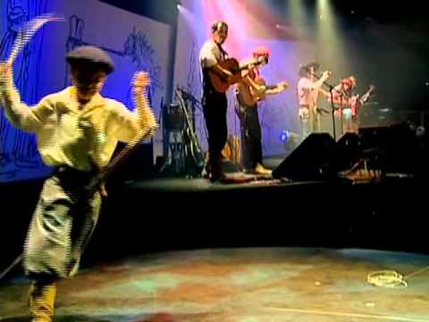 Cavalinho De Pau video